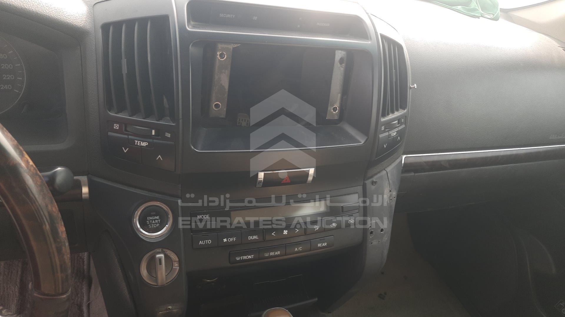 2011 TOYOTA LAND CRUISER VIN: JTMHU09J2B5052304