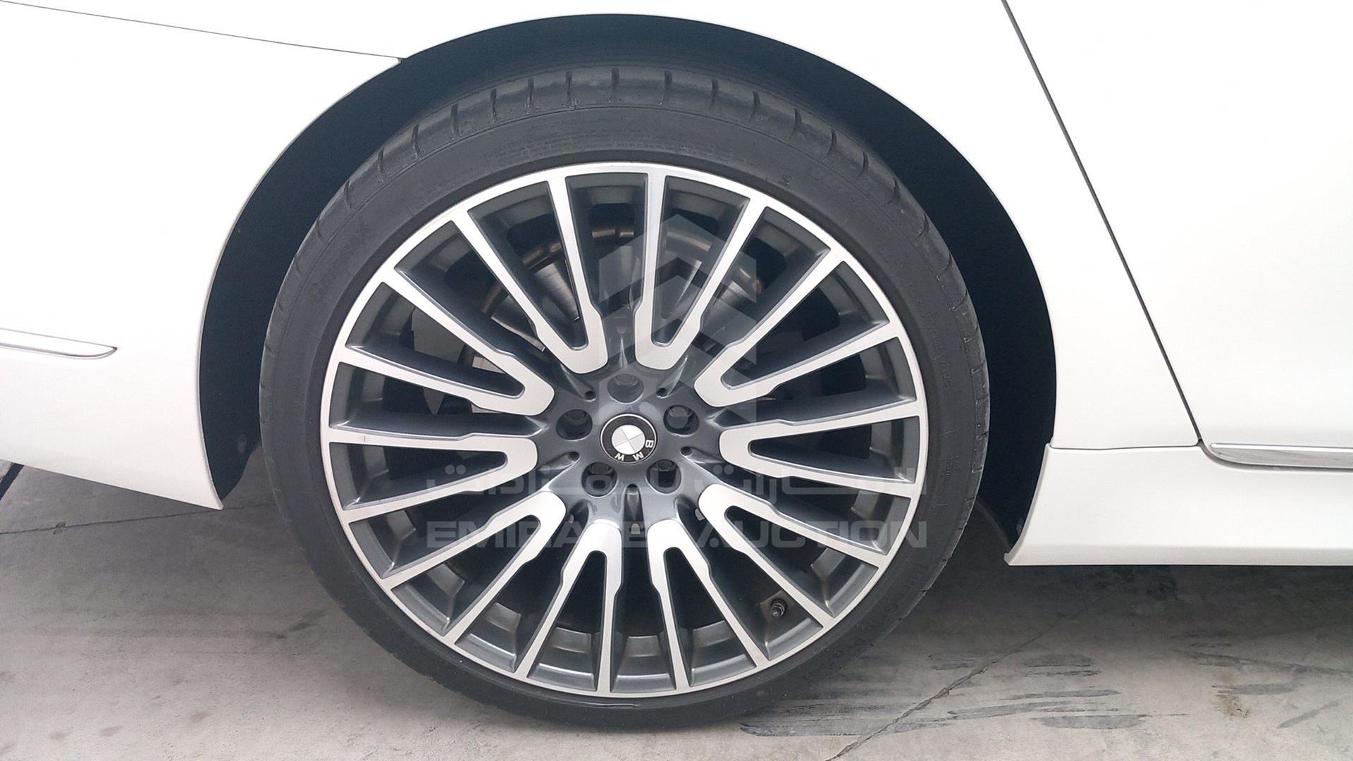 2016 BMW 740 IL VIN: WBA7E210XGG407235