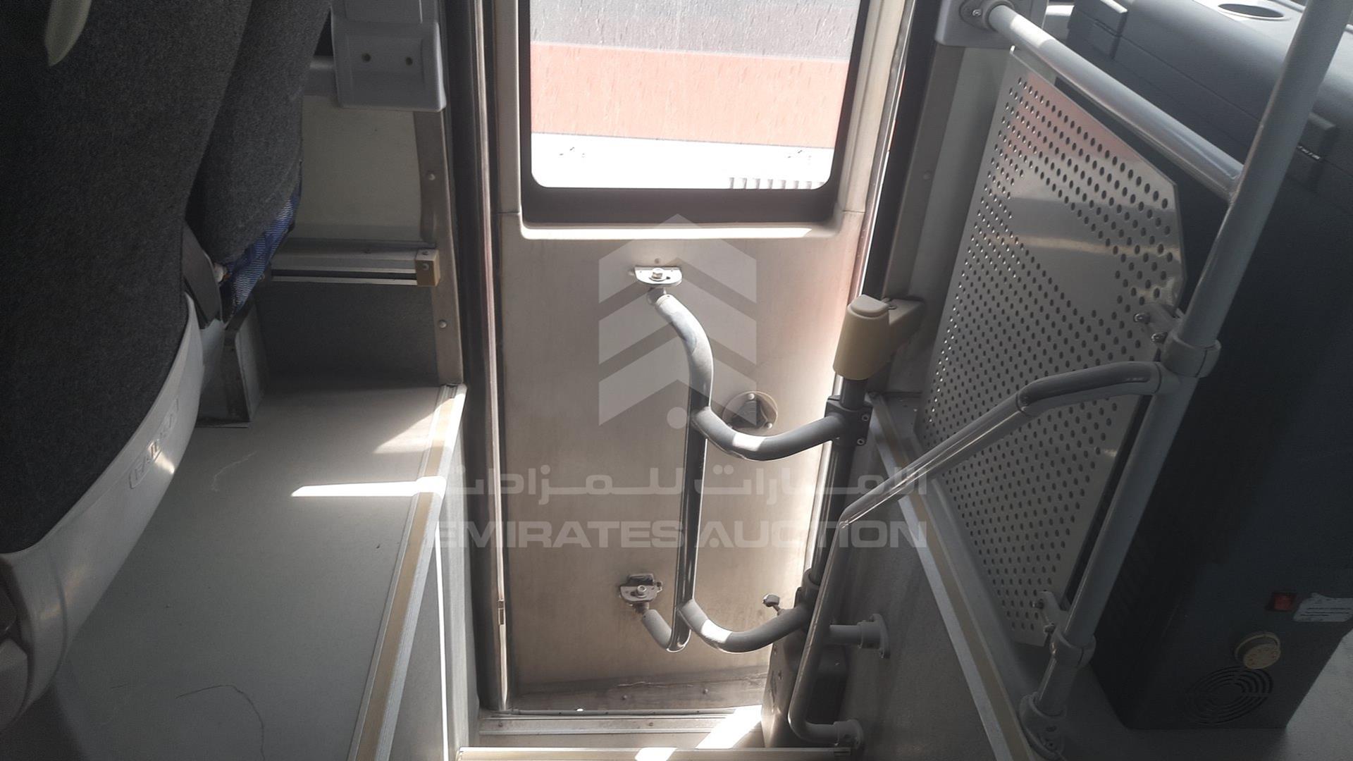 2015 KING LONG BUS VIN: LA6A1KBM0FB400222