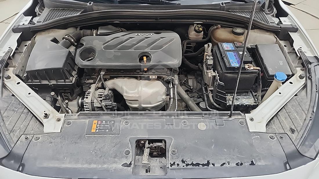 ام جي GT 2024 — خليج المحرك — صورة 32