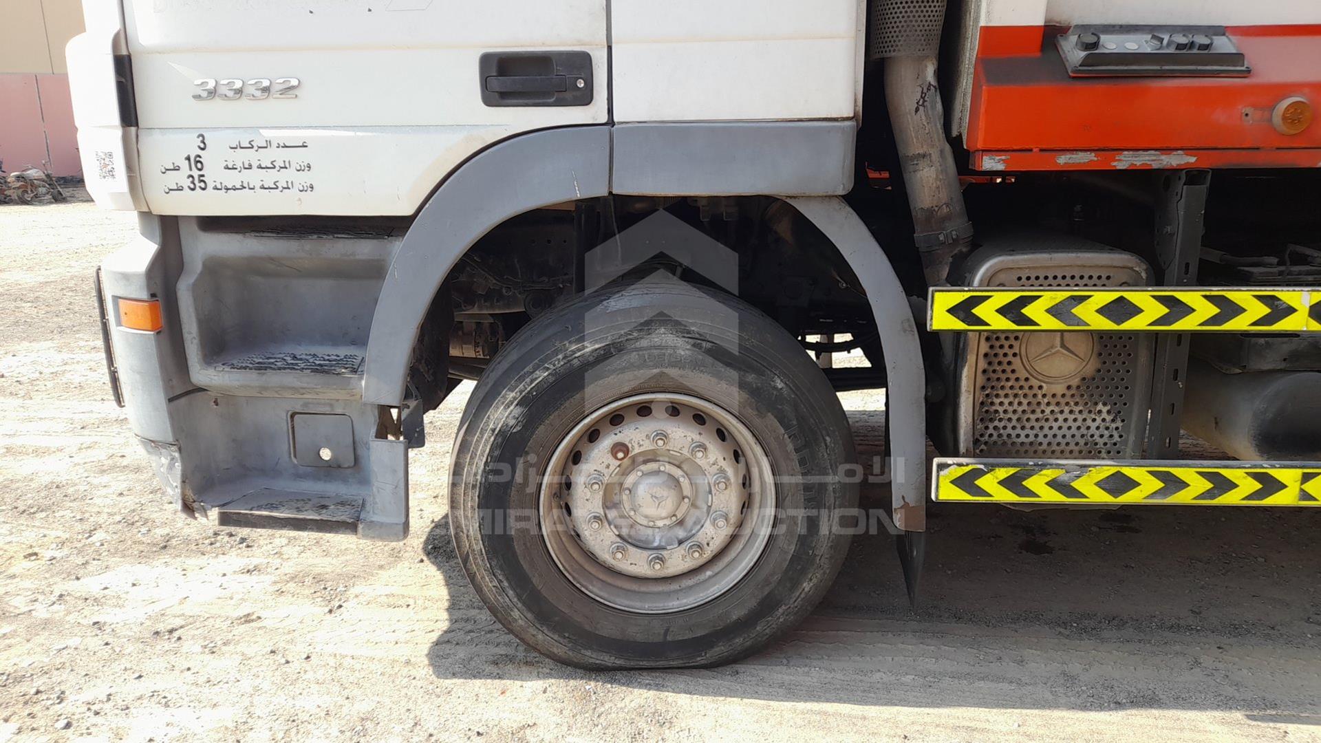 2007 MERCEDES ACTROS VIN: WDAKHCAA47L201969