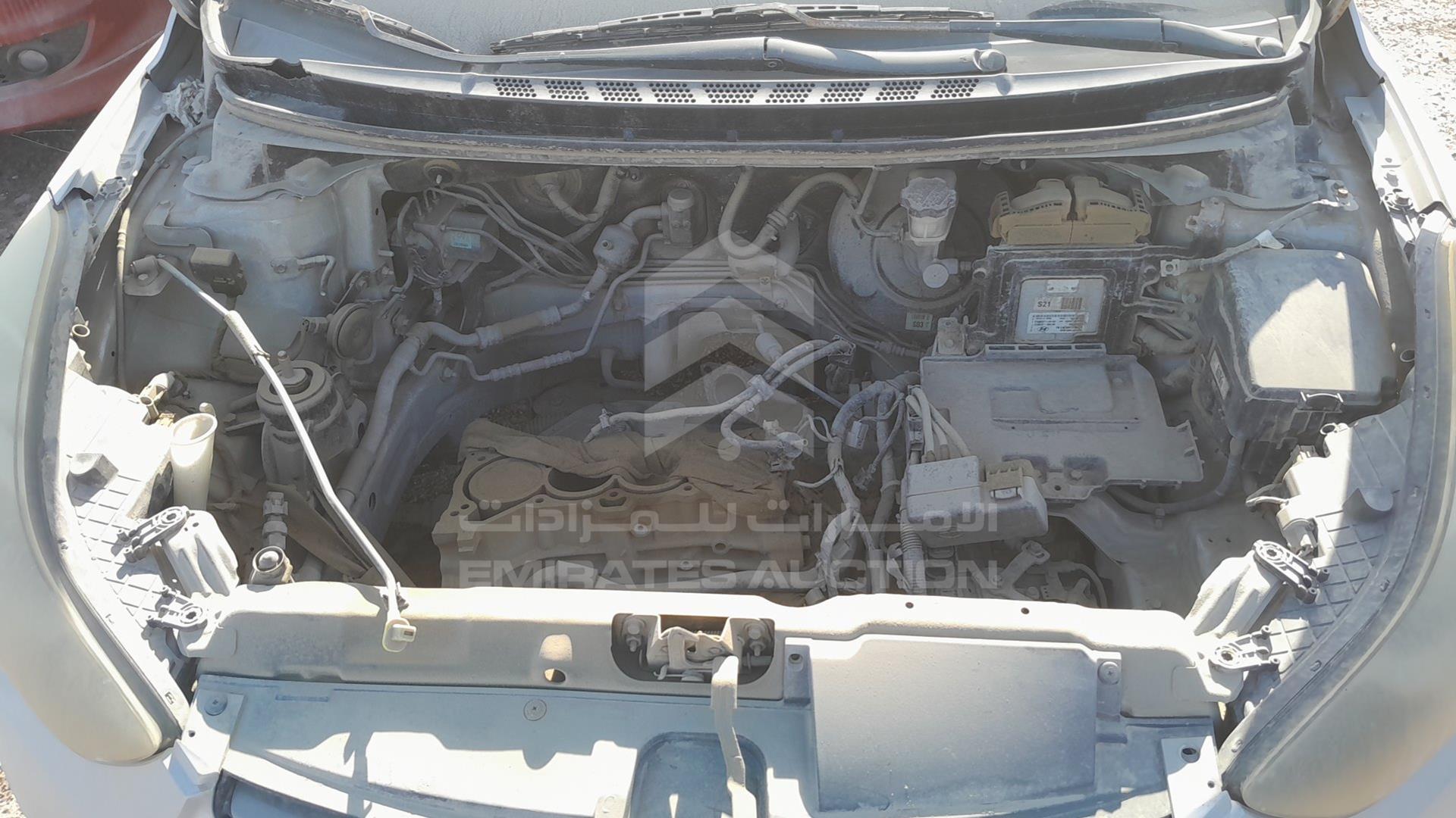 2012 HYUNDAI ELANTRA VIN: KMHDH41EXCU506925