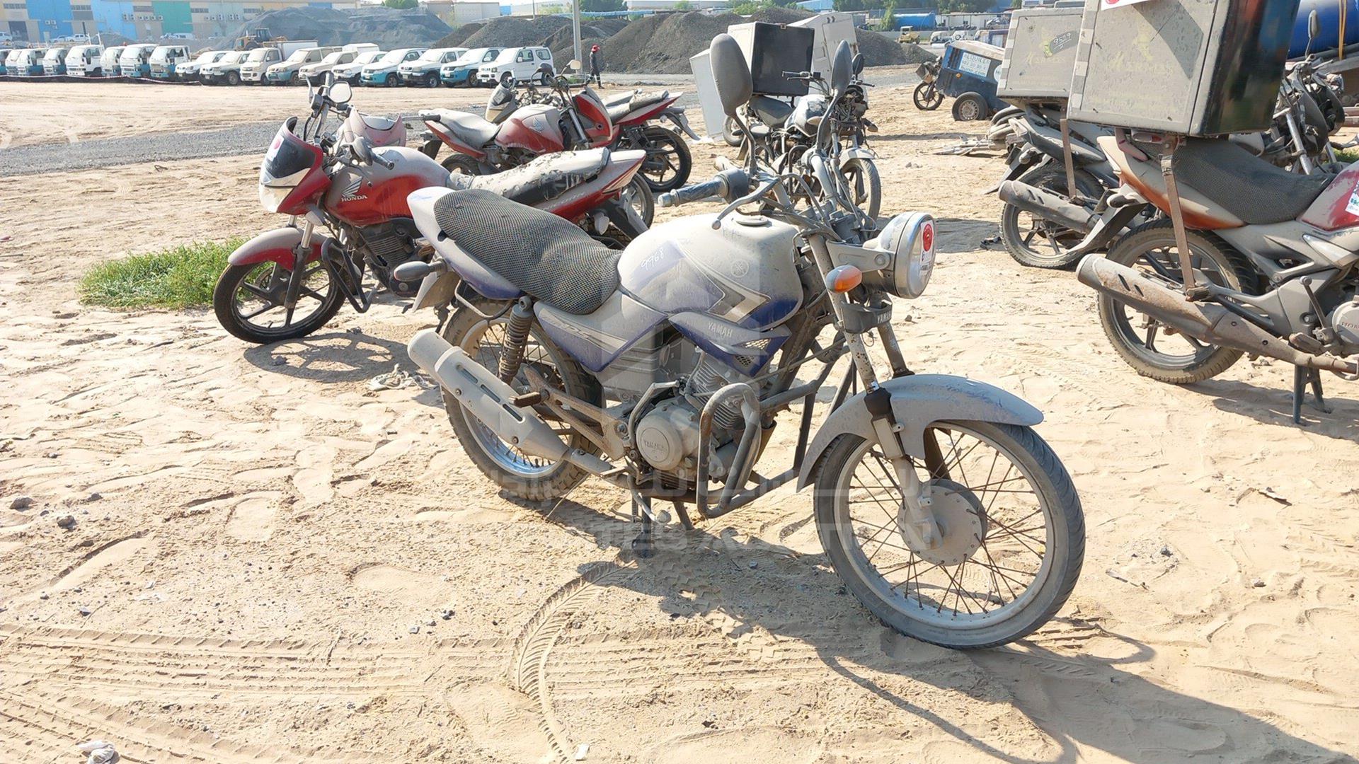 0 YAMAHA MOTORBIKE VIN: LBPKE129XD0126372