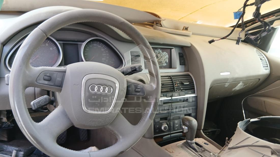2007 Audi Q7 — Full Dashboard View — Photo 15