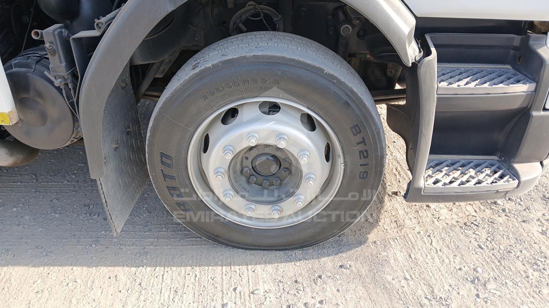 2016 Volvo FL240 — Front Right Tyre — Photo 44