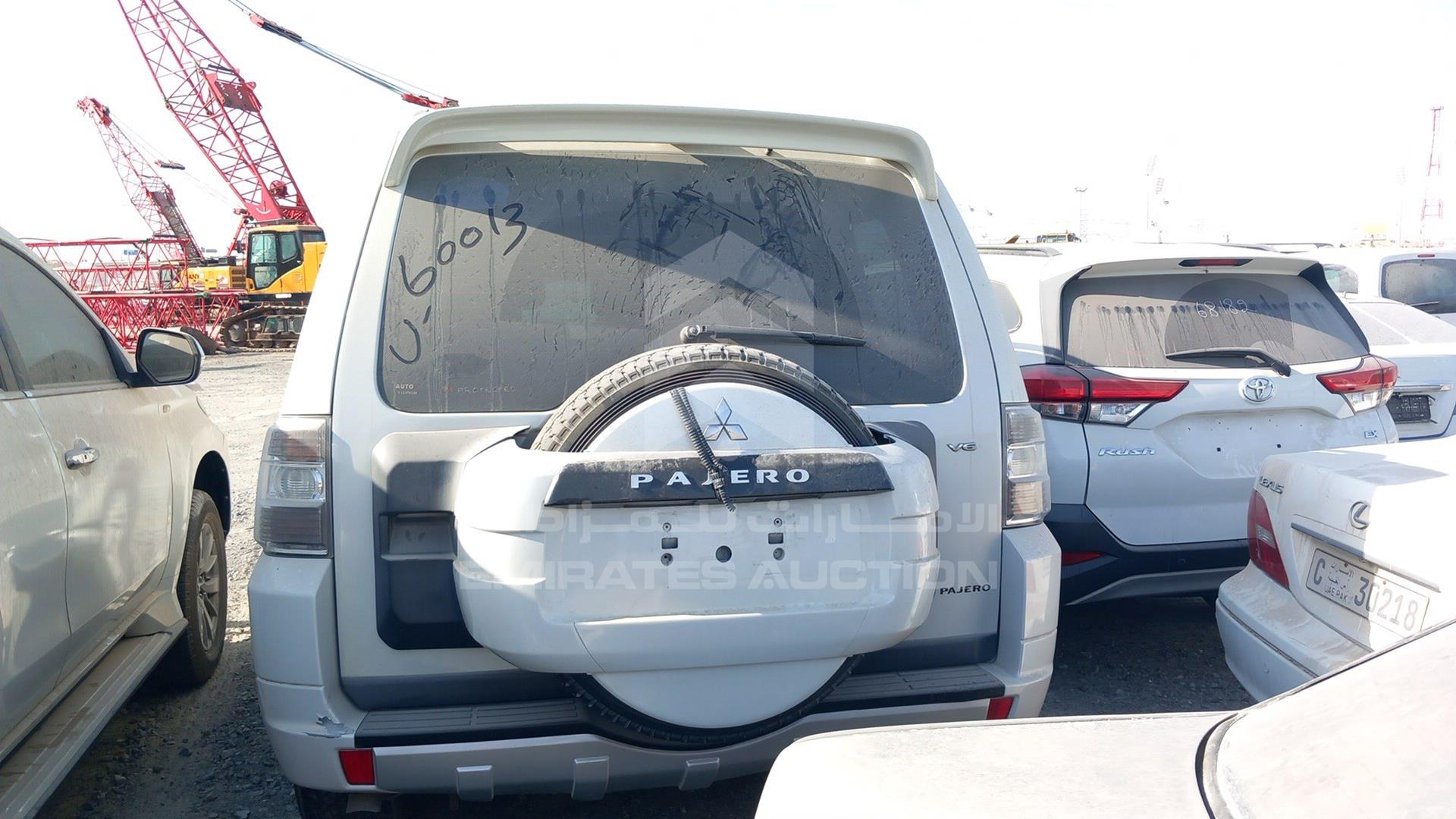 2013 MITSUBISHI PAJERO VIN: JMYLRV95WDJ709578