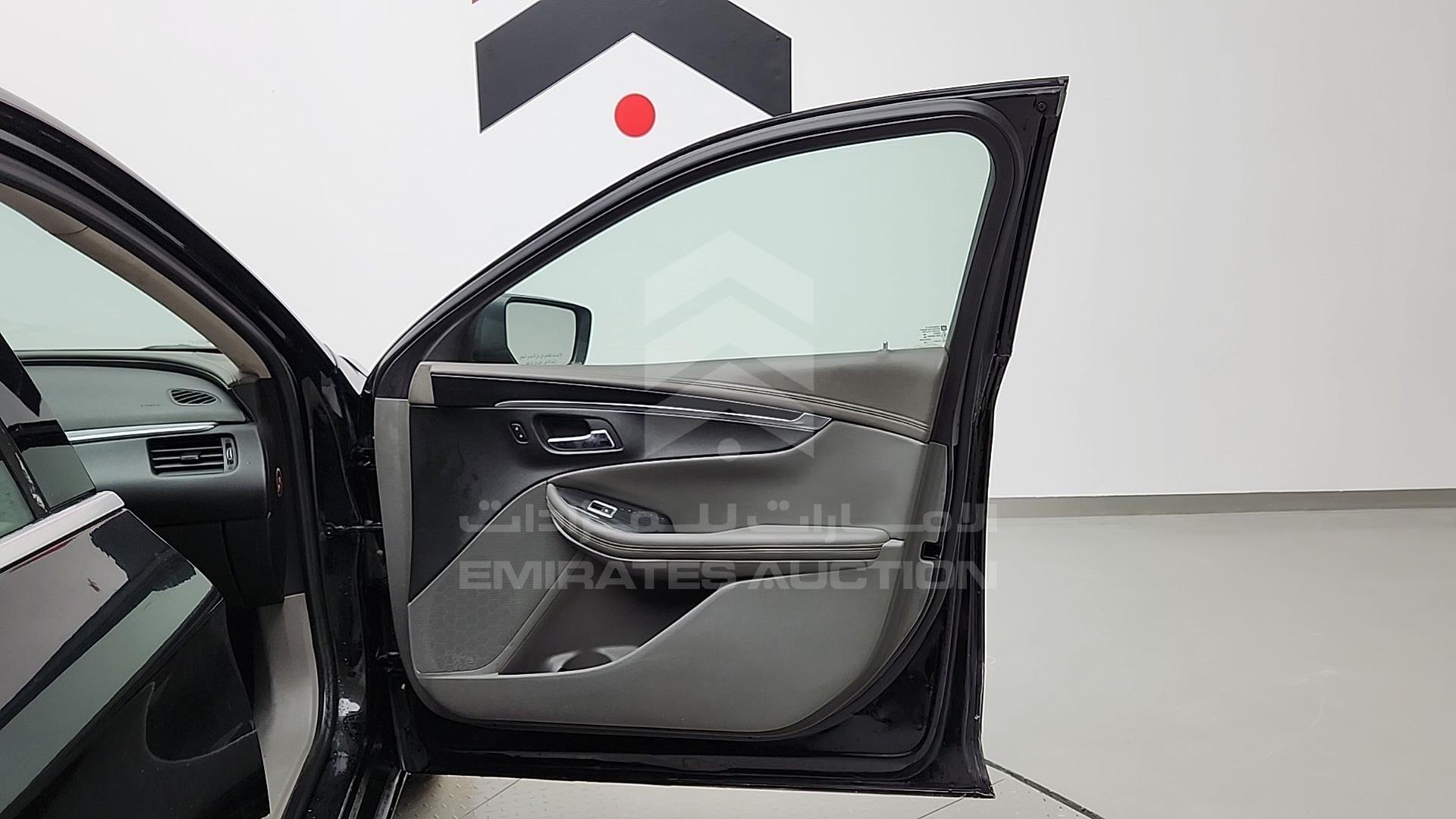 2019 CHEVROLET IMPALA VIN: 2G1135S33K9105889