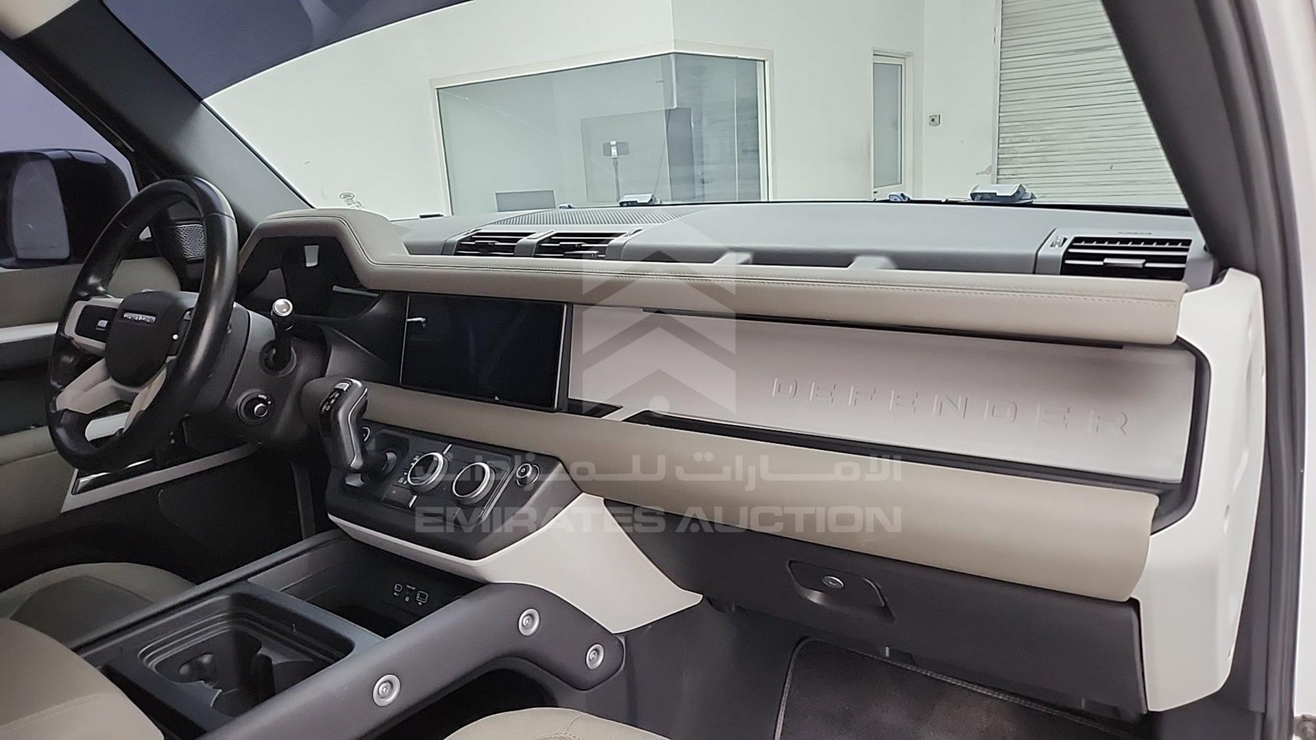 2021 LAND ROVER DEFENDER VIN: SALEA7BU2M2035119