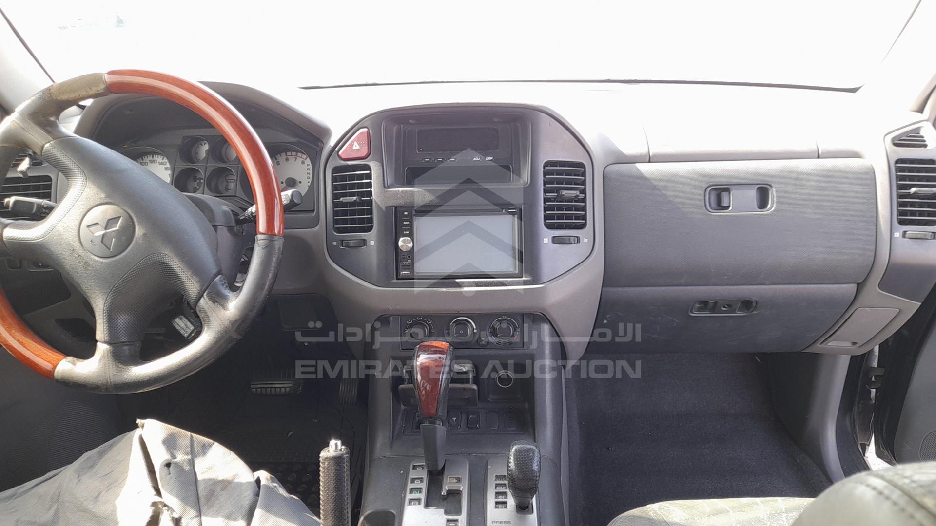 2005 MITSUBISHI PAJERO VIN: JMYMYV67W5J705237