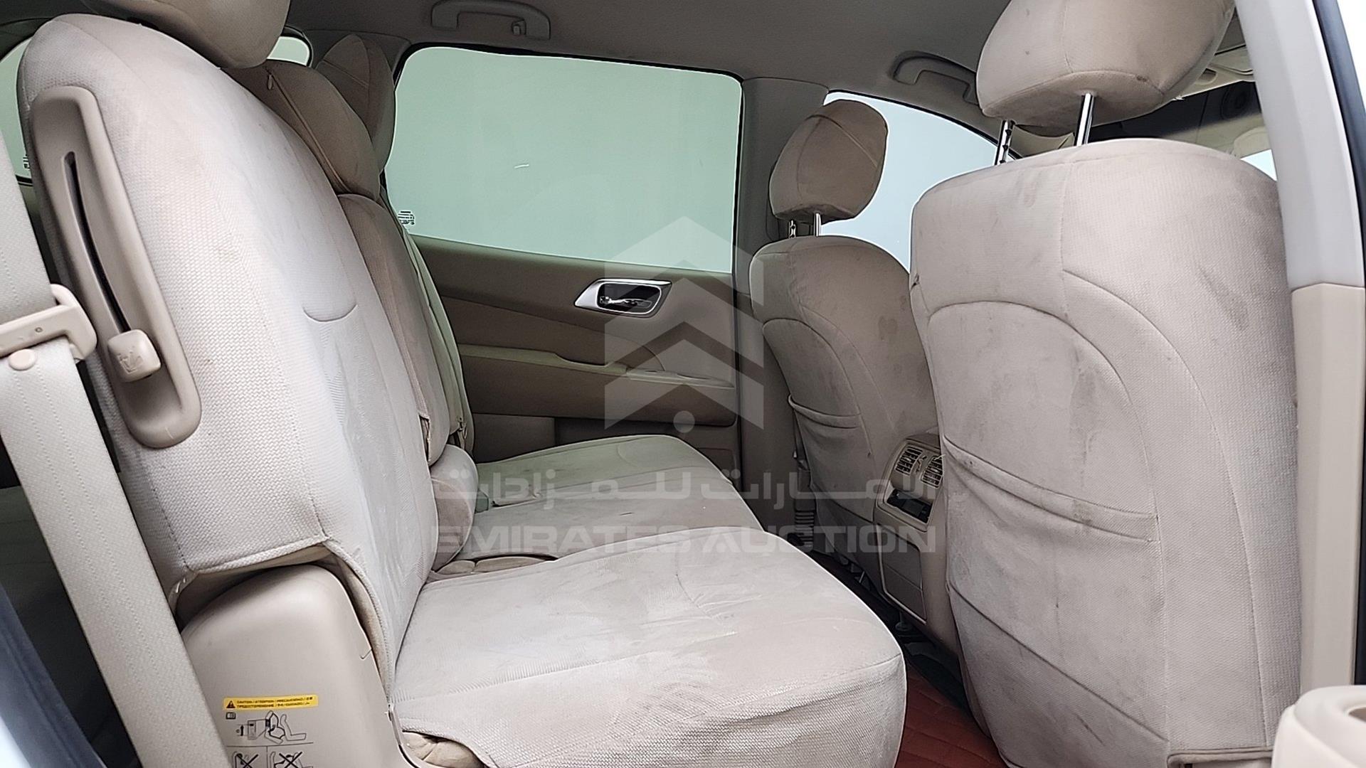 2015 NISSAN PATHFINDER VIN: 5N1AR2M5XFC679726