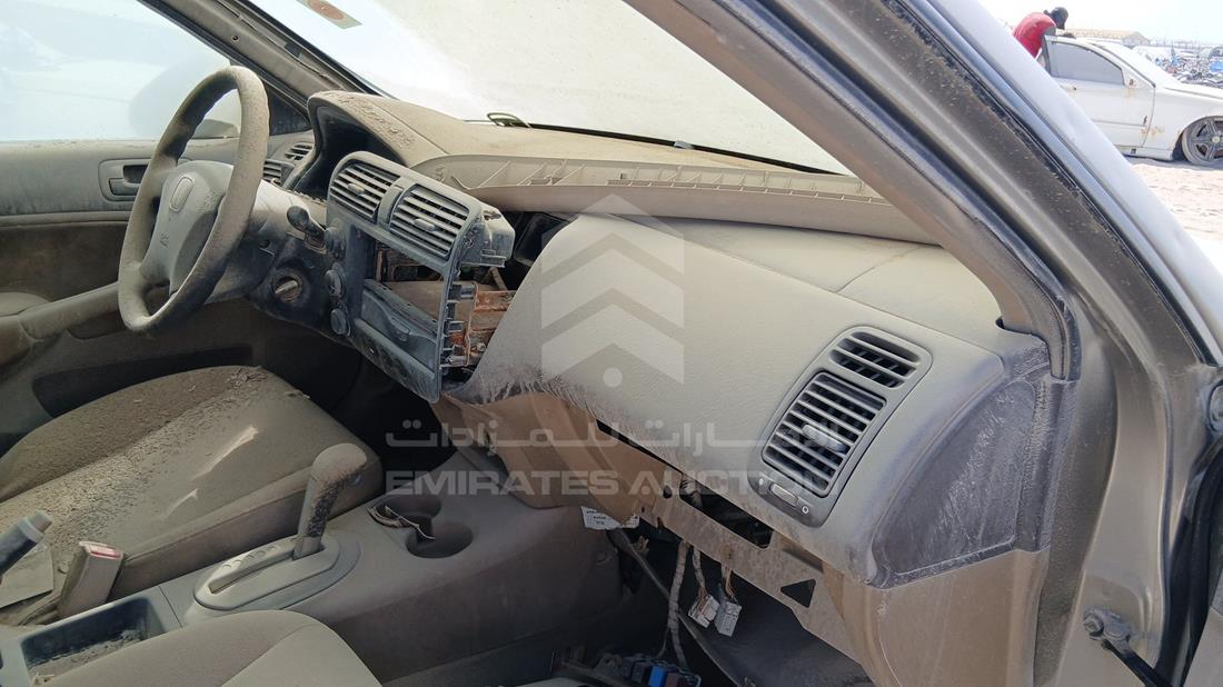 هوندا سيفيك 2005 — زاوية واجهة الراكب الأمامي الأيمن — صورة 23