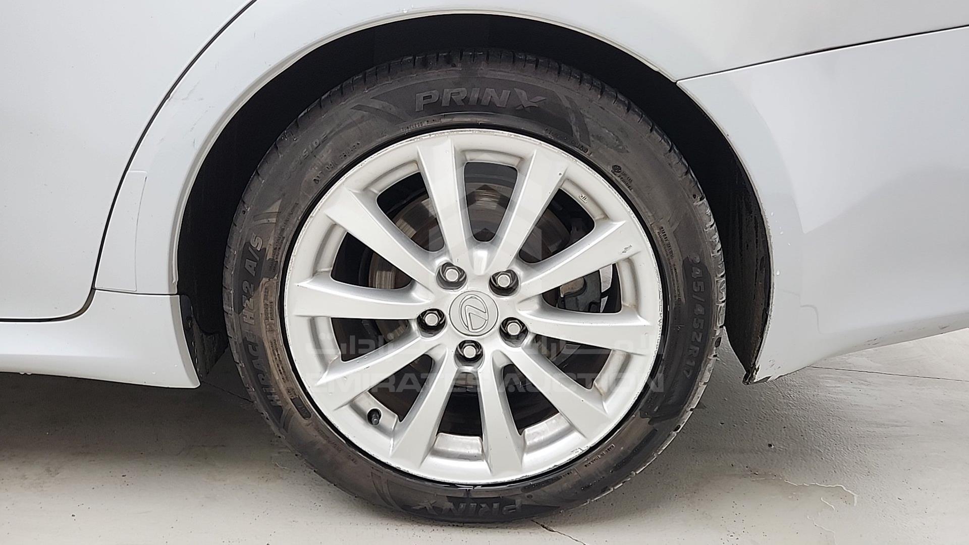 2008 LEXUS IS300 VIN: JTHBG262982013367