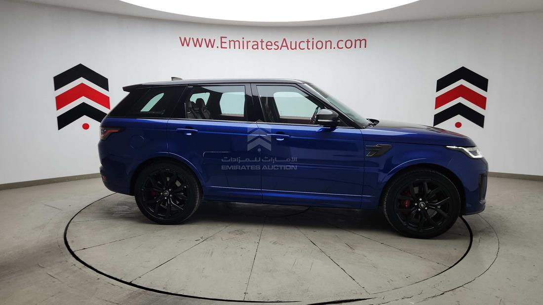 2022 Range Rover SVR — Right Full View — Photo 38