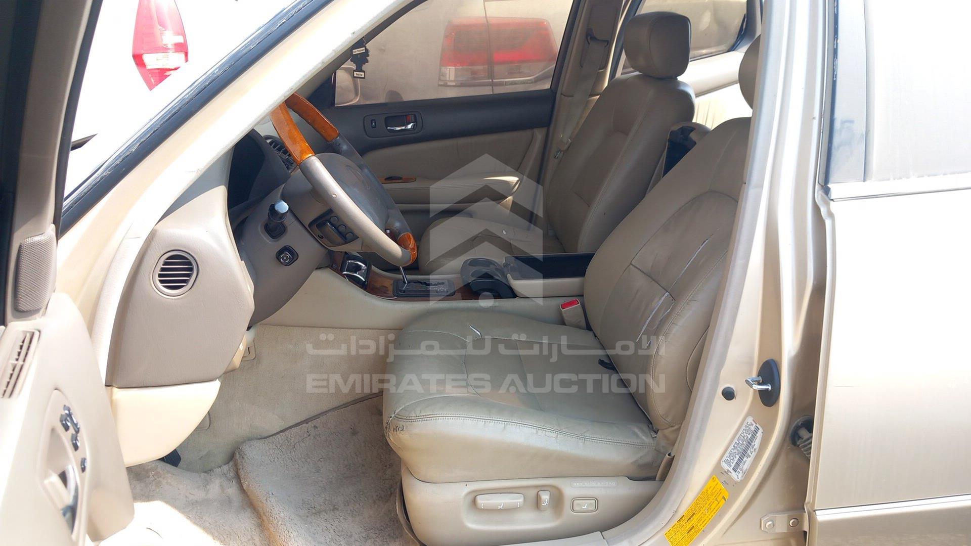 2000 LEXUS LS400 VIN: JT8BH28F5Y0169821