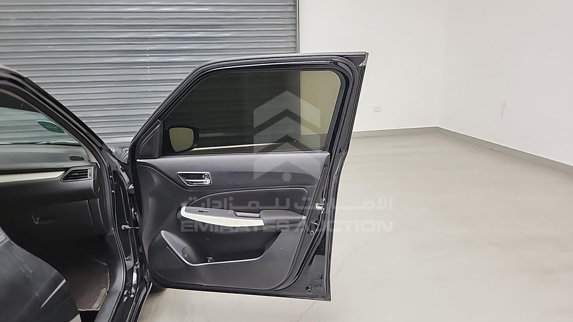 2019 SUZUKI SWIFT VIN: JS2ZC6C21K6100435