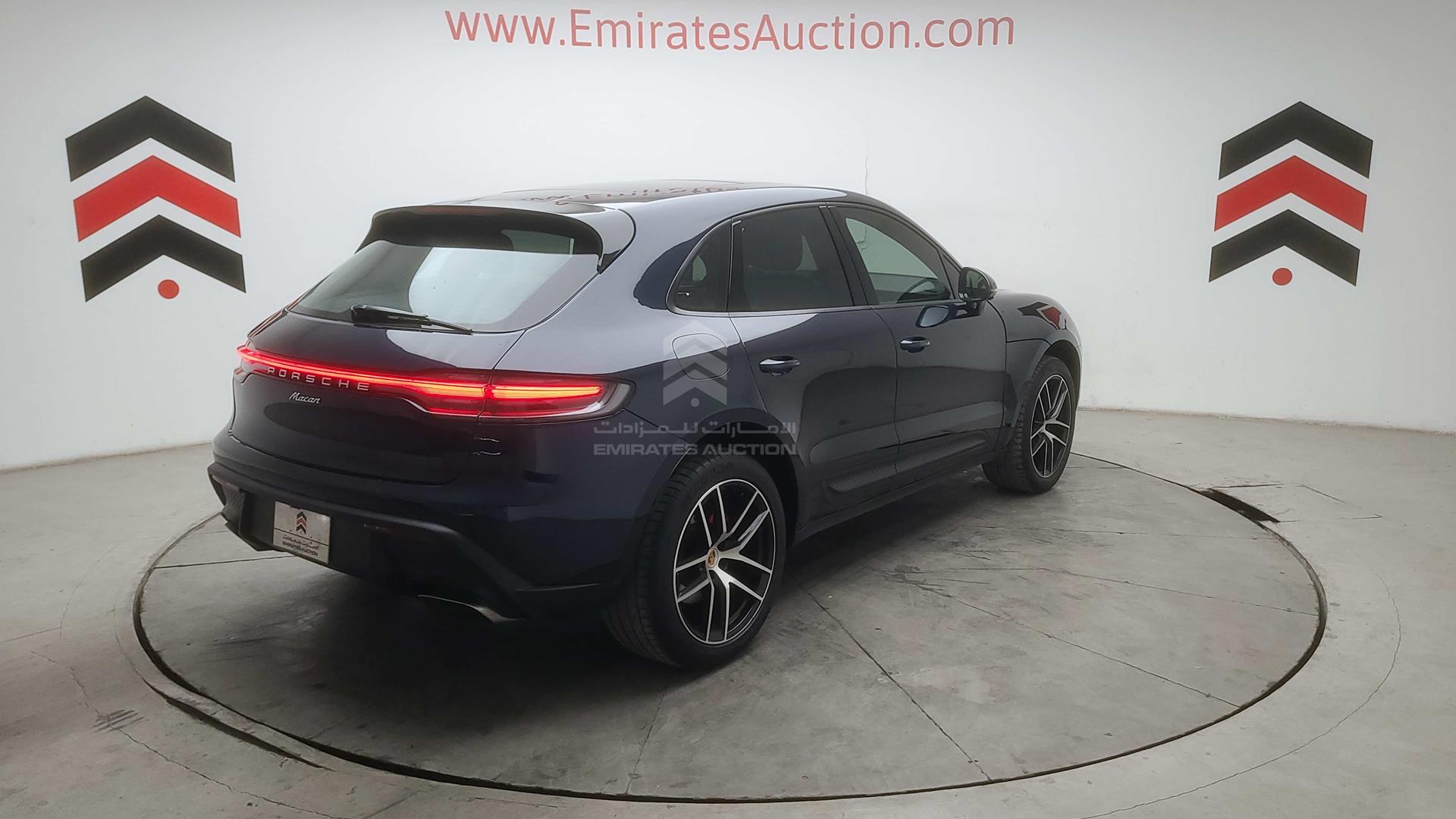 2022 PORSCHE MACAN VIN: WP1AA2A53NLB03067
