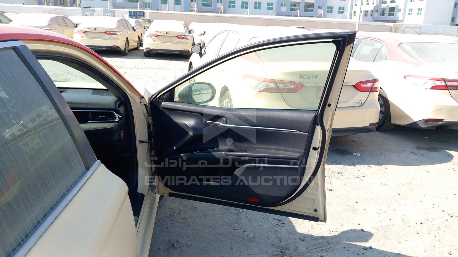 2018 TOYOTA CAMRY VIN: JTNB29HK4J3012998