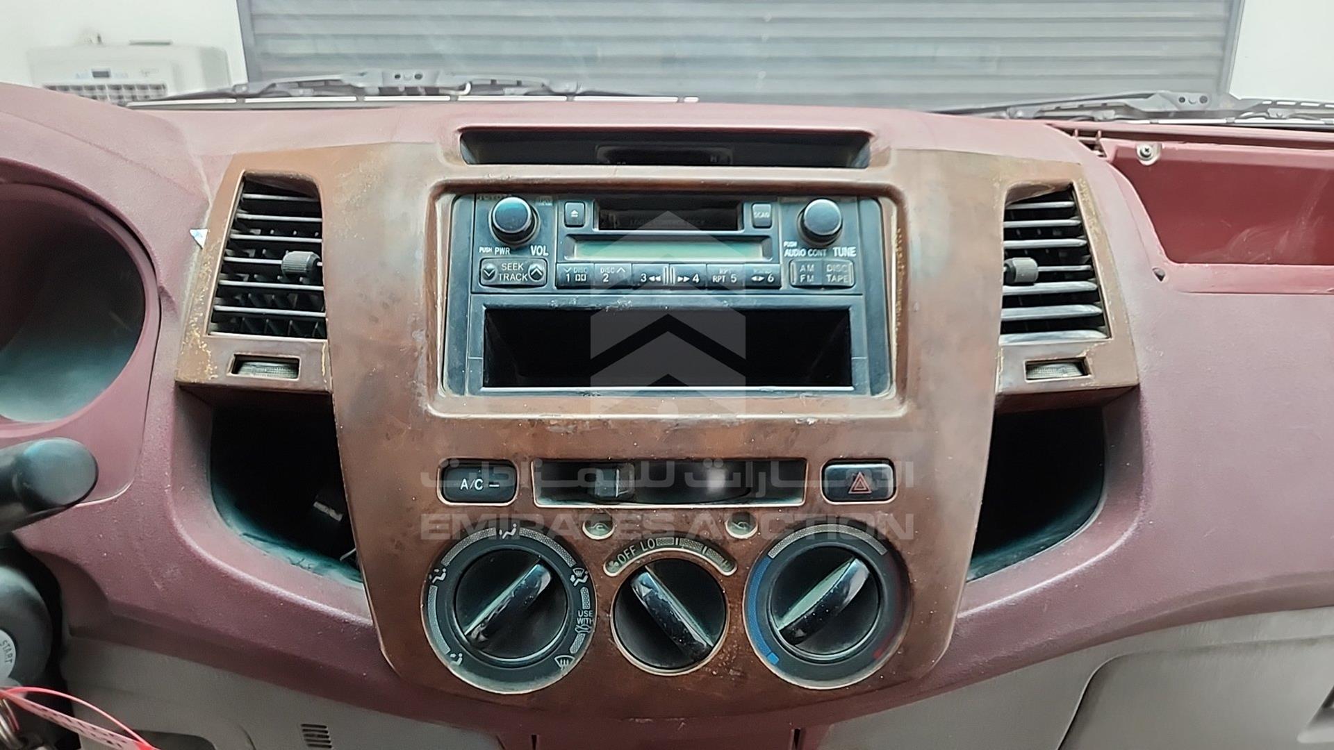 2008 TOYOTA HILUX VIN: MR0FX22G181309155