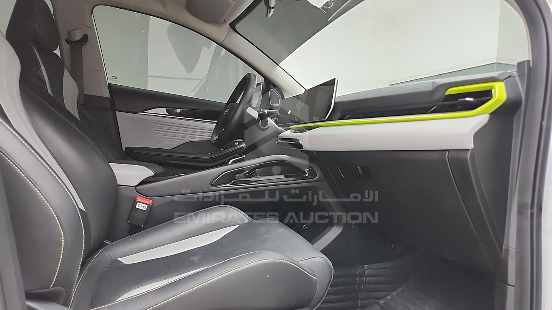 2024 GEELY COOLRAY VIN: LB3762KZ2RX505360