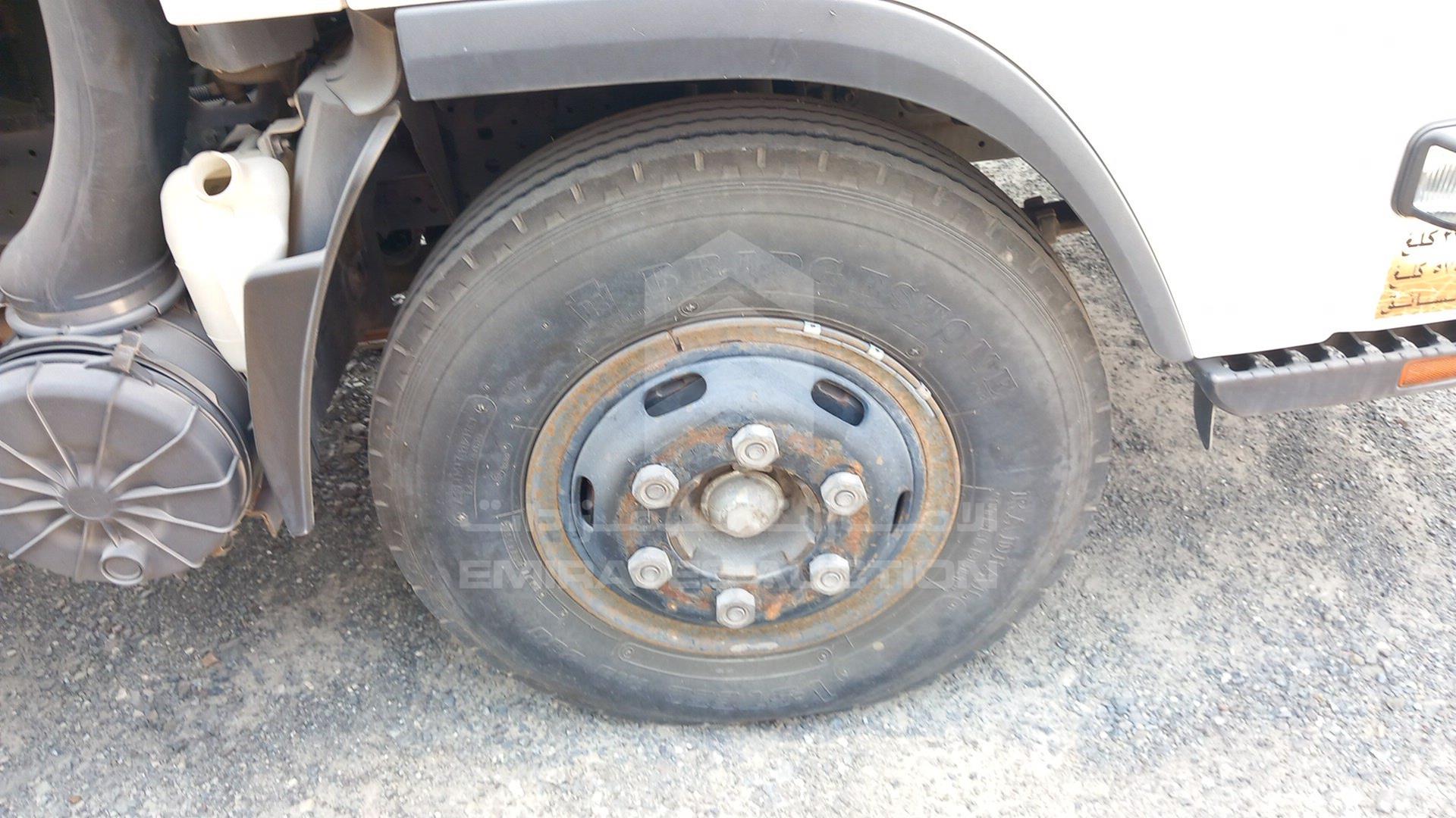 2015 ISUZU REWARD NP VIN: JAMKP34H7F7P05877