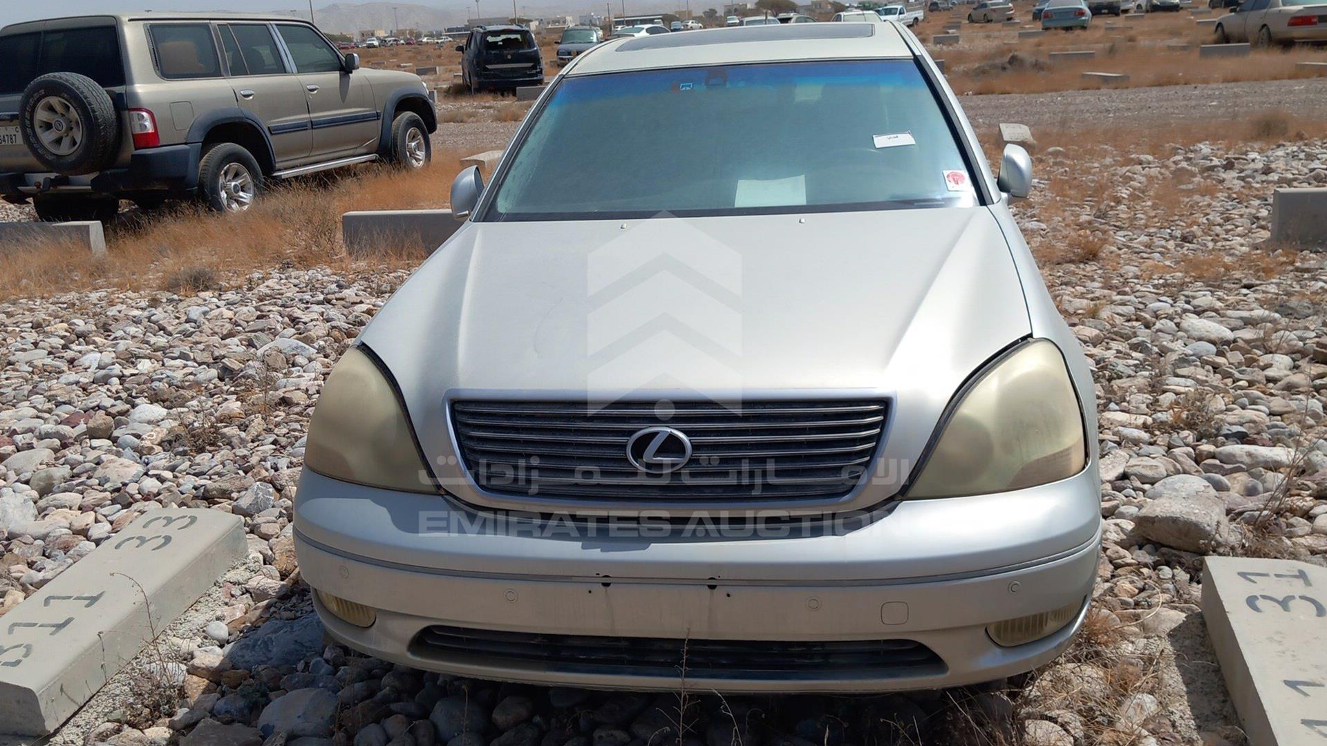 2002 LEXUS LS 430 VIN: JTHBN30F700079214