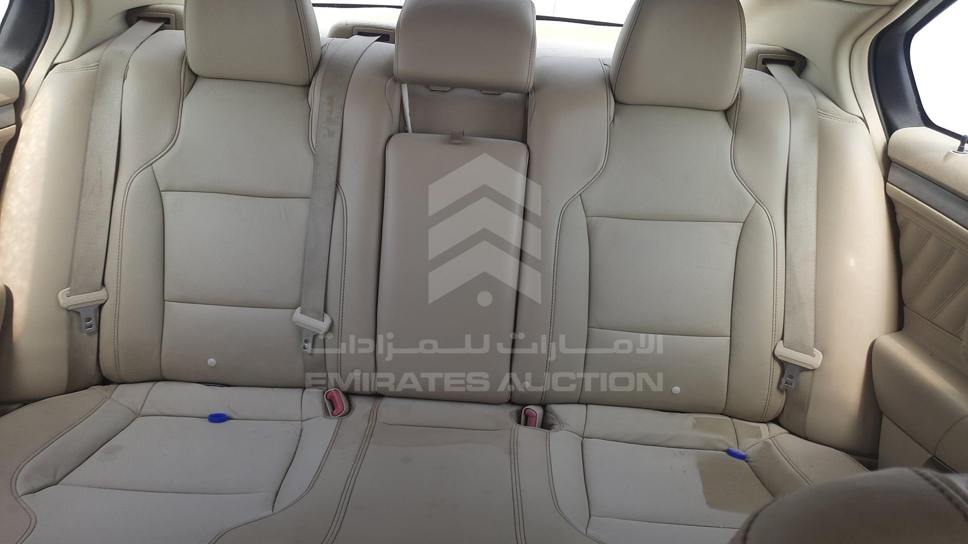 2013 FORD TAURUS VIN: 1FAHP2E83DG211429