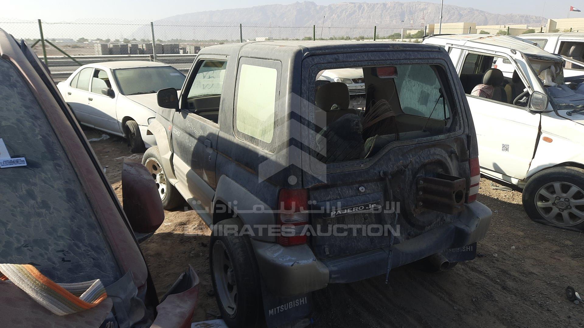 0 MITSUBISHI PAJERO VIN: H57A-0018137