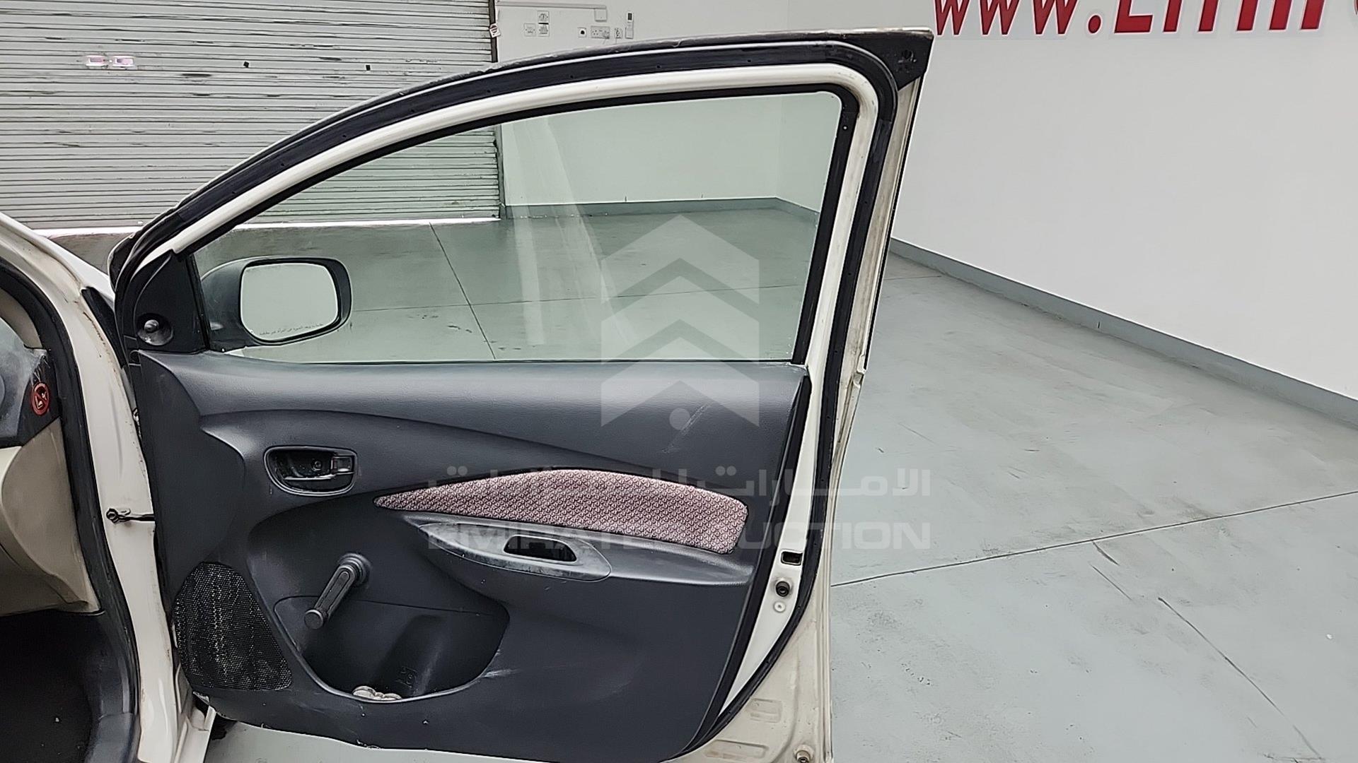 2008 TOYOTA YARIS VIN: JTDBW923181102755