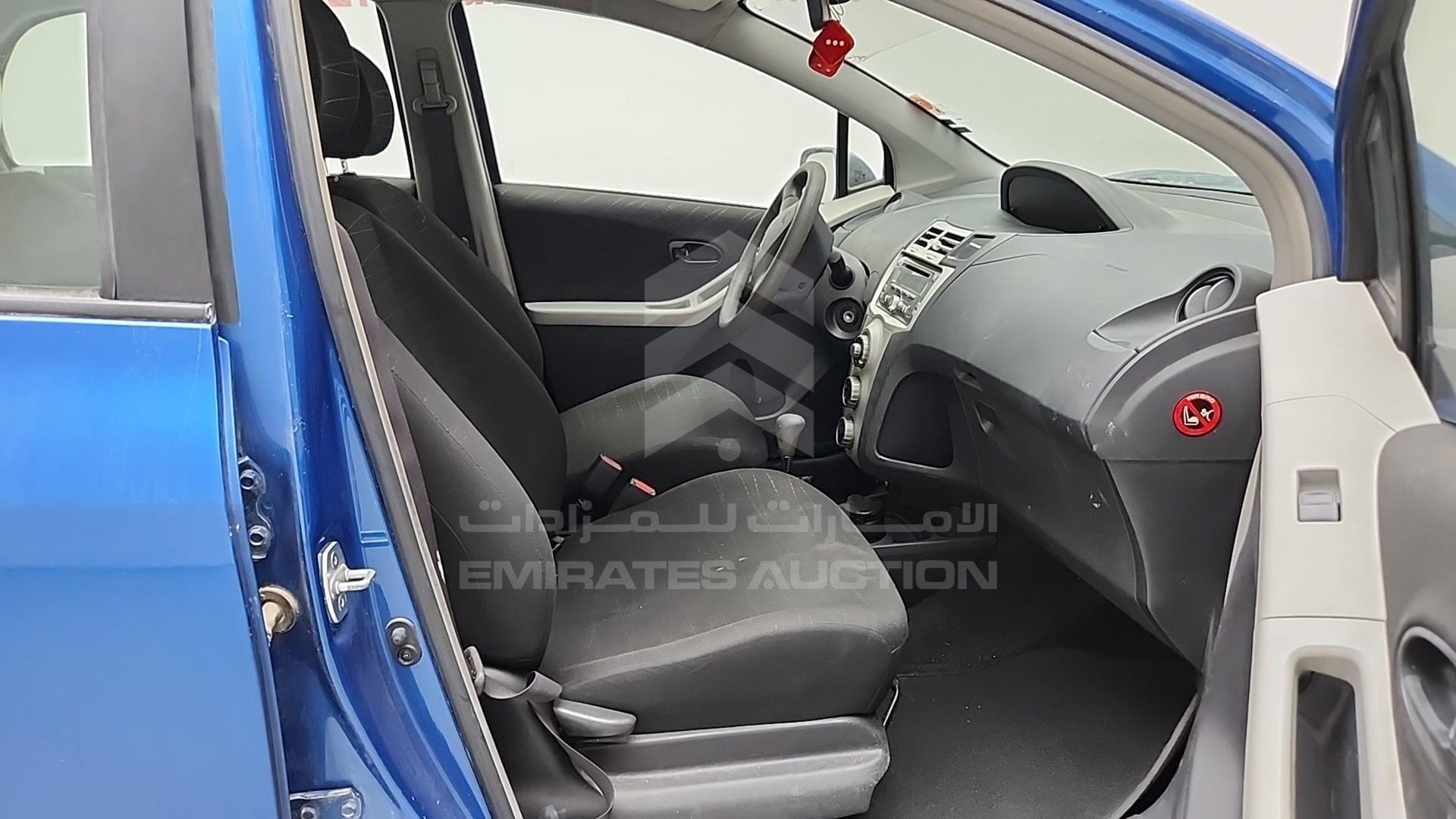 2007 TOYOTA YARIS VIN: JTDKW923175049028