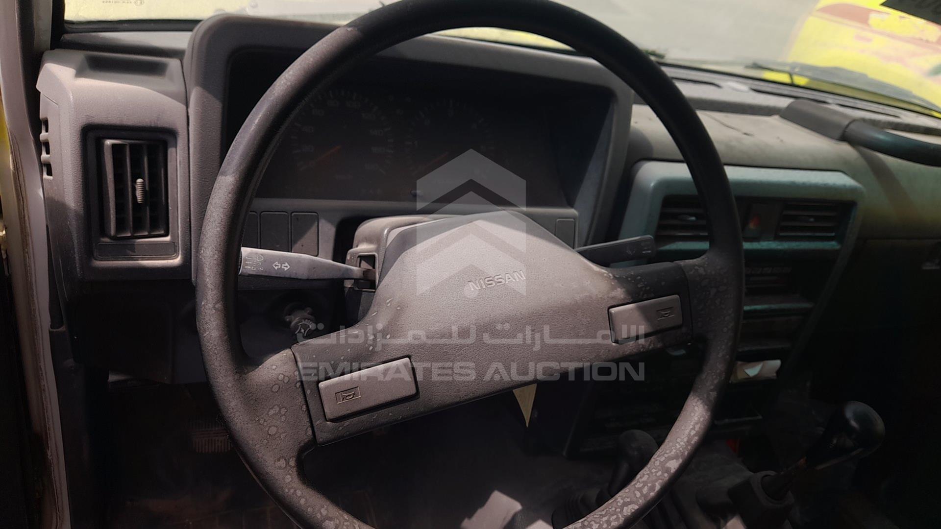 0 NISSAN --- VIN: JN1URGY60Z0027313