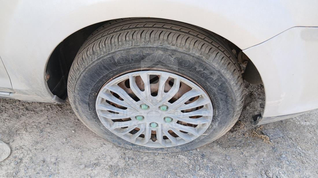 2006 Ford Focus — Front Right Tyre — Photo 28