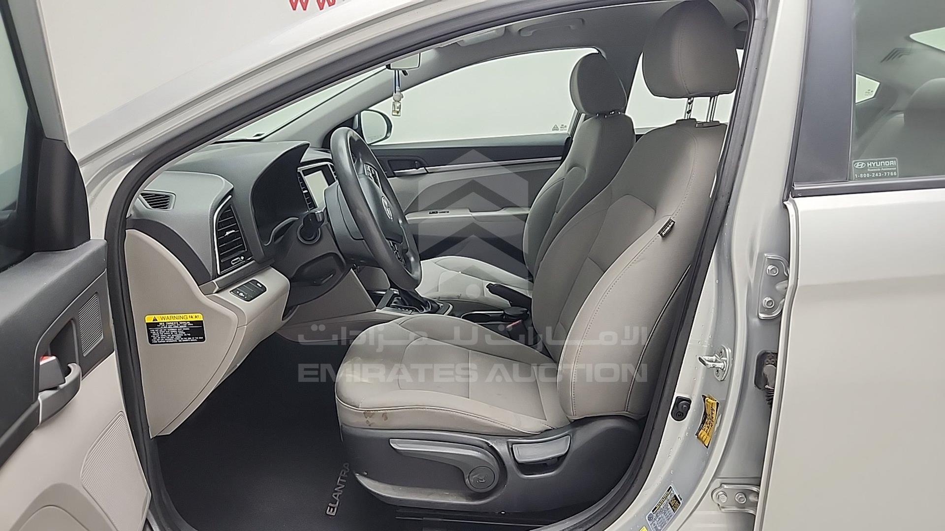 2018 HYUNDAI ELANTRA VIN: 5NPD74LF8JH376096