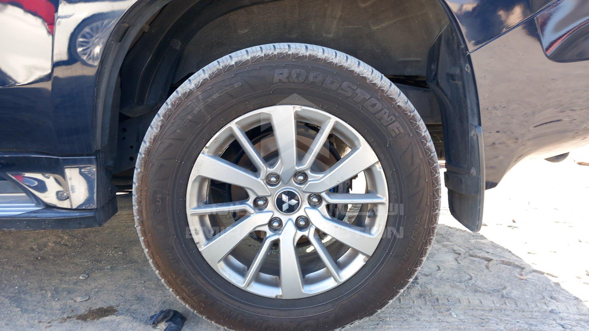 2017 MITSUBISHI MONTERO VIN: MMEMC21X8HH003996