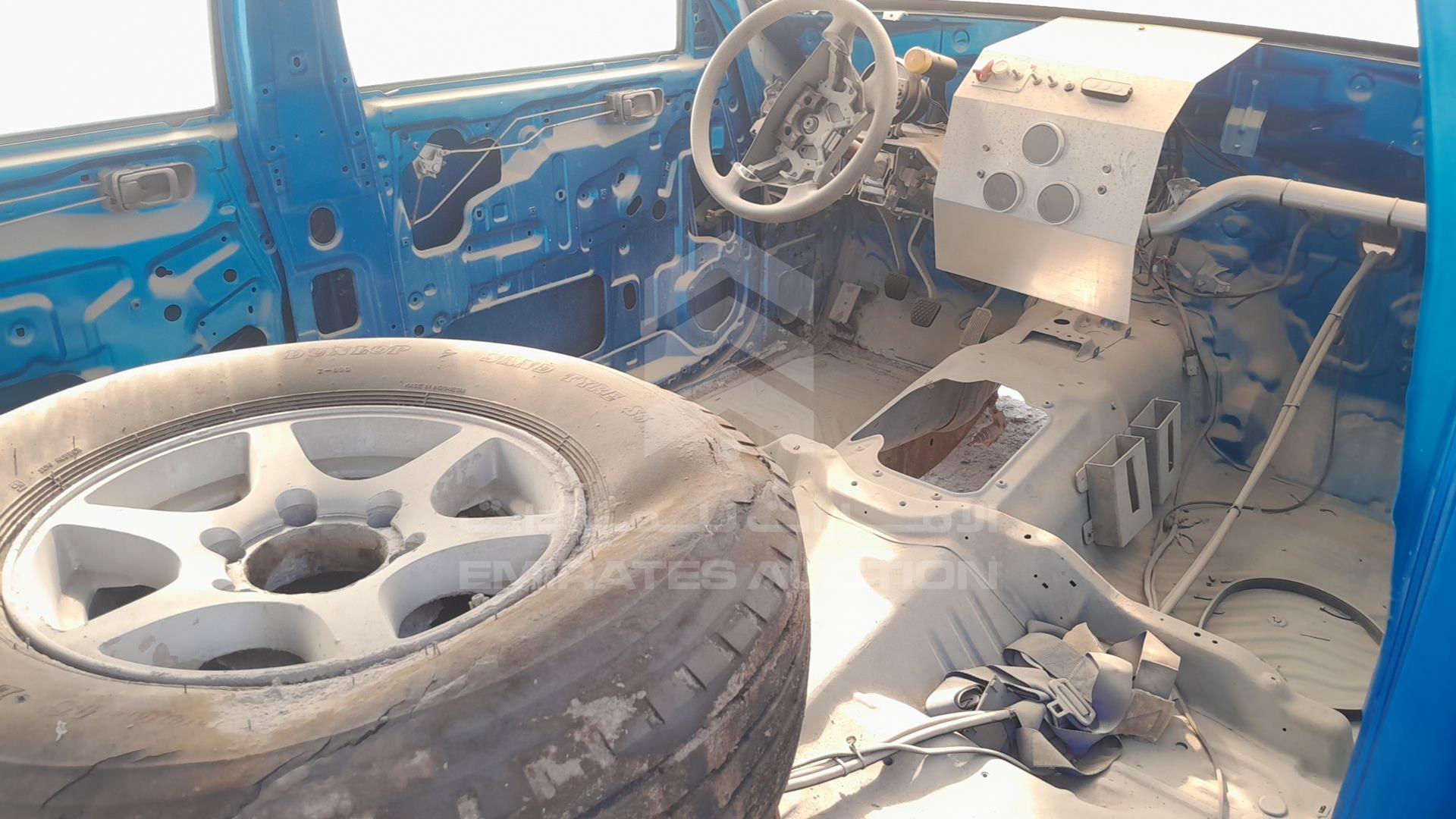 2002 NISSAN SCRAP VIN: JN8FY15Y32X445838
