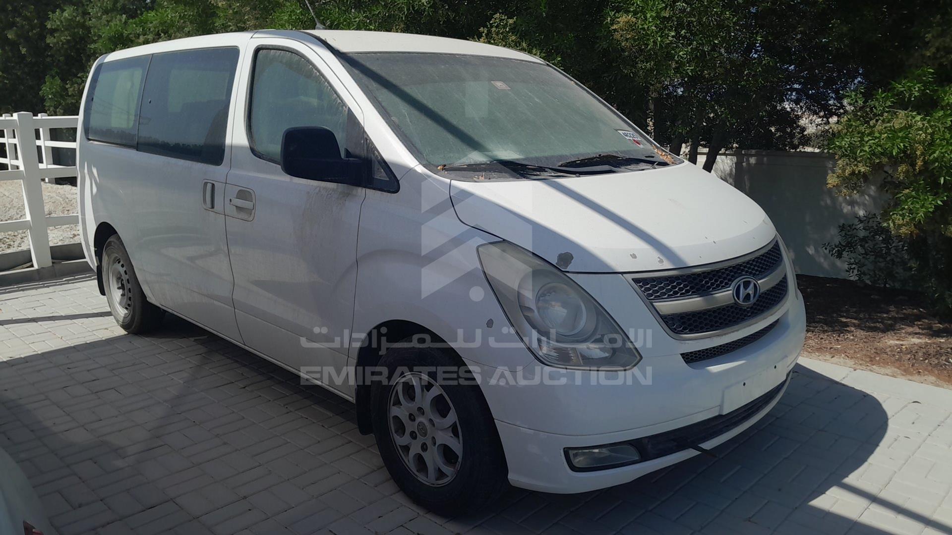 0 HYUNDAI H1 VIN: KMHWH81RXCU454375