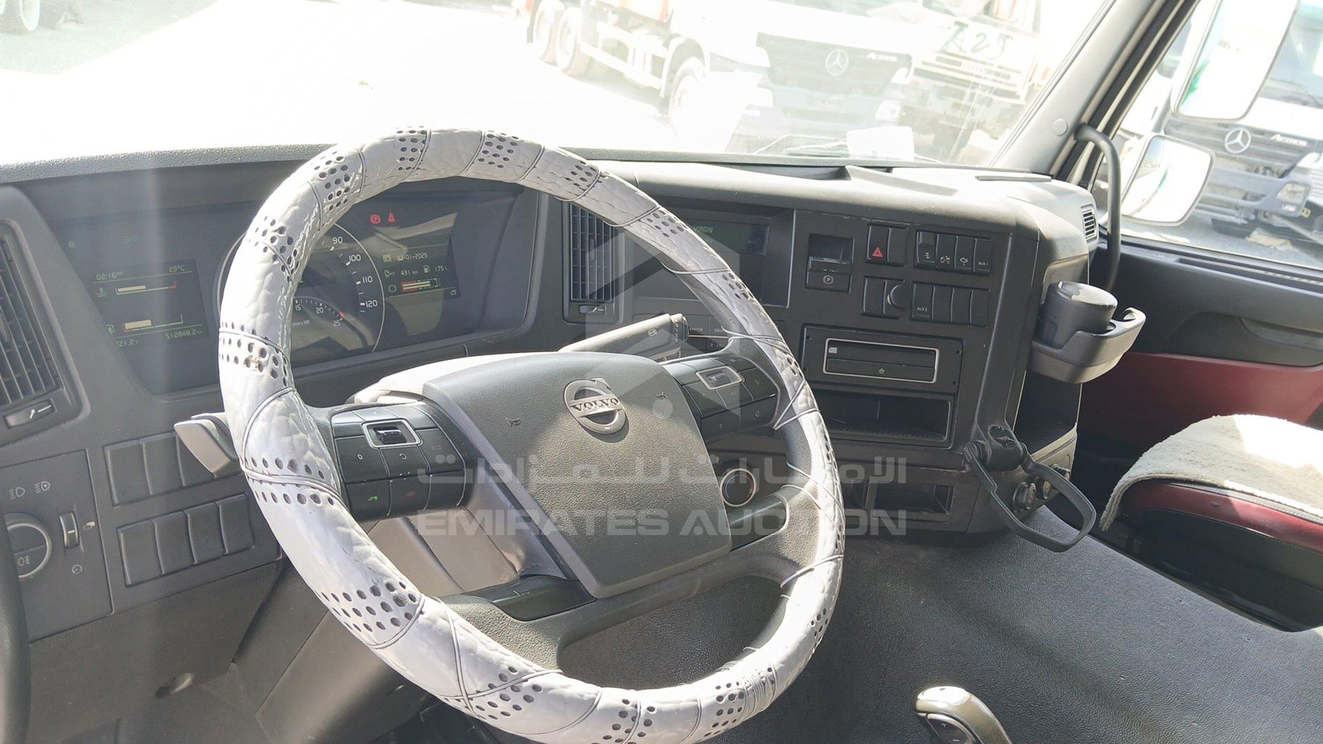 2015 VOLVO FMX 370 VIN: YV2XM30D3FA772265