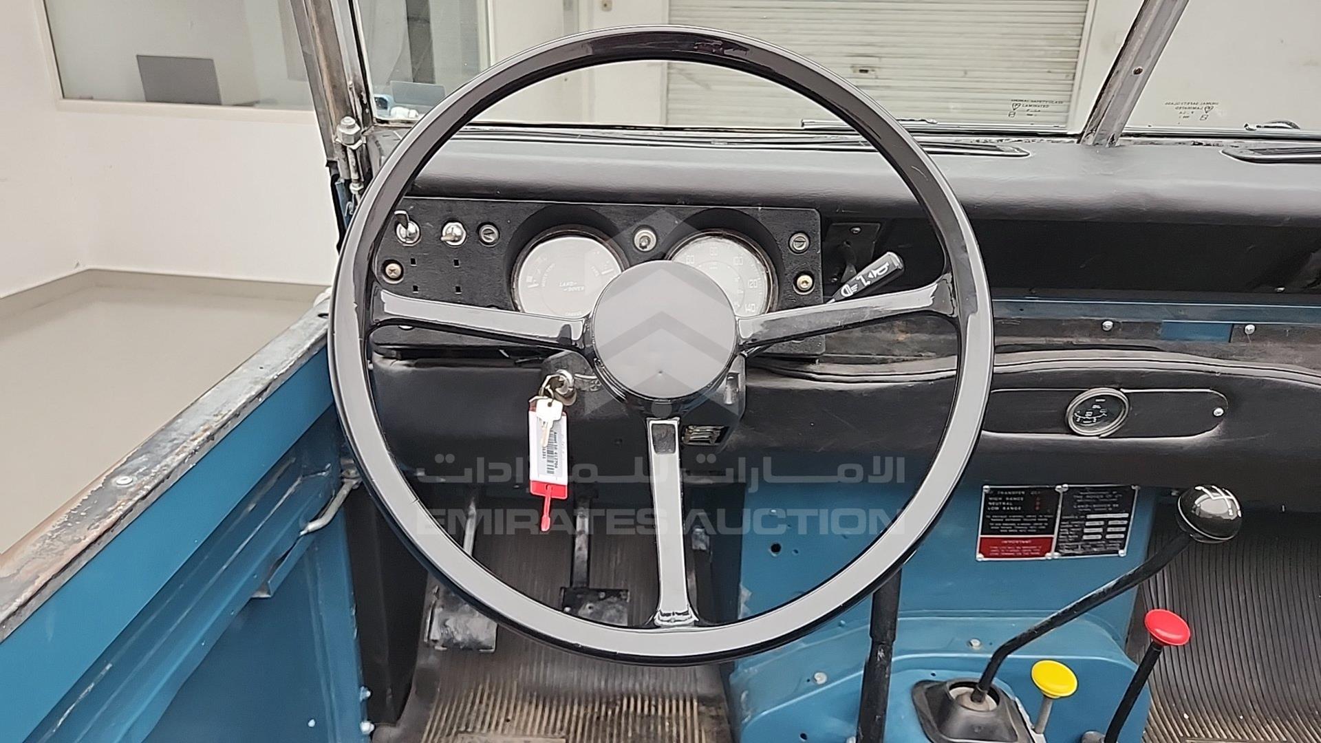1984 LAND ROVER DEFENDER VIN: 90501351