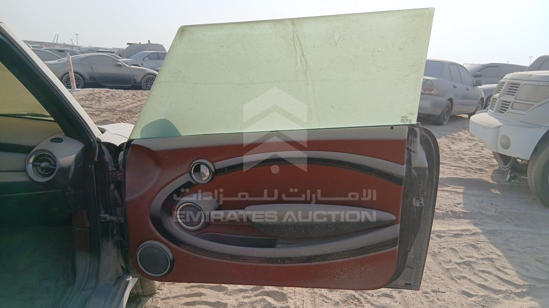 ميني كوبر اس 2010 — الباب الأمامي الأيمن — صورة 24