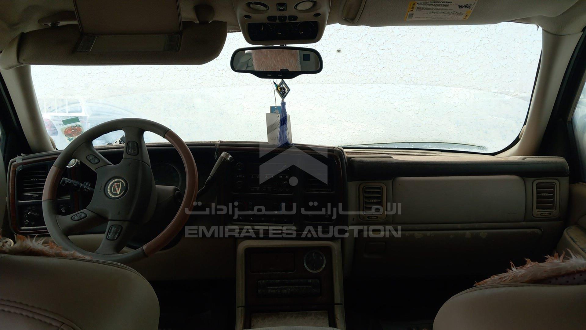 2004 CADILLAC ESCALADE VIN: 1GYEK63N84R291868