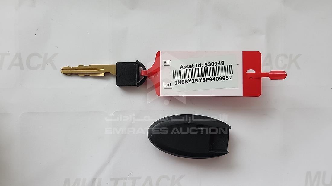 2023 Nissan Patrol — Keys — Photo 7