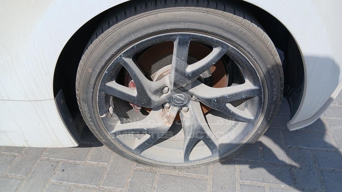 نيسان 370 Z 2014 — الإطار الخلفي الأيسر — صورة 27