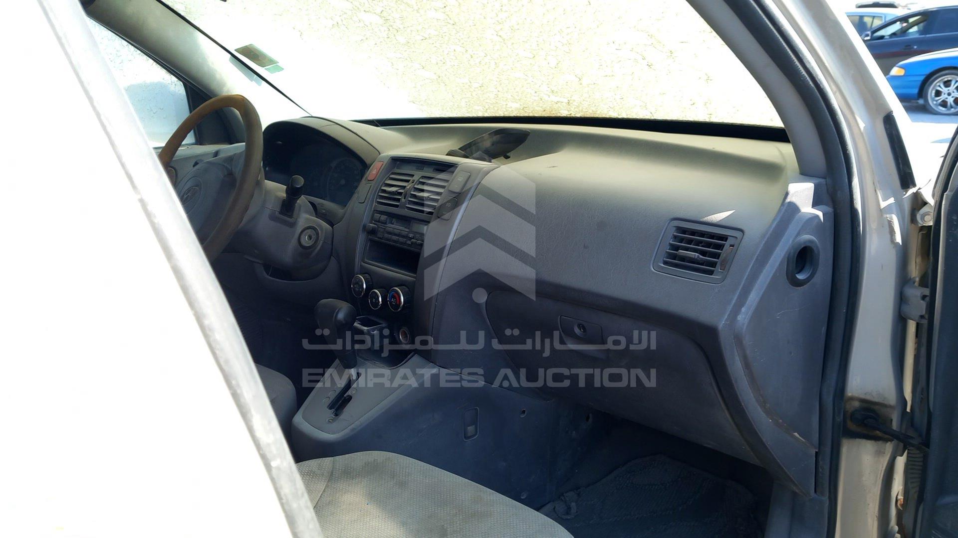 2005 HYUNDAI TUCSON VIN: KMHJM81D85U123274