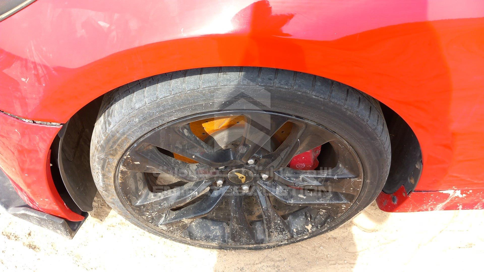 2015 HYUNDAI GENESIS VIN: KMHHU61H2FU116215