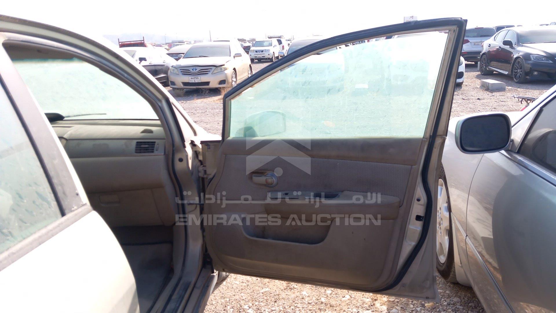 2006 NISSAN TIIDA VIN: JN1CC13CX6T000162