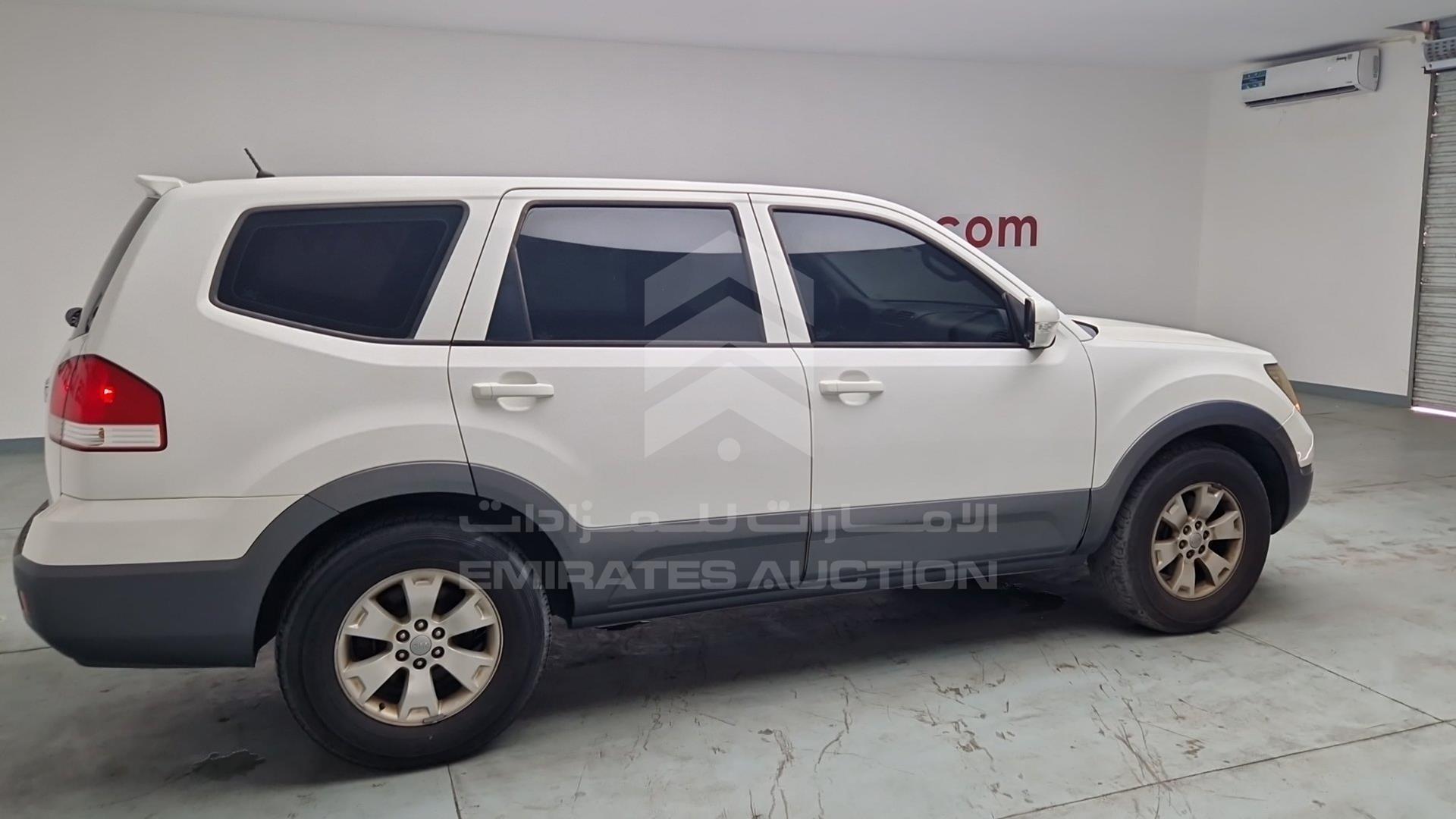 2015 KIA MOHAVE VIN: KNAKM8112F5127778