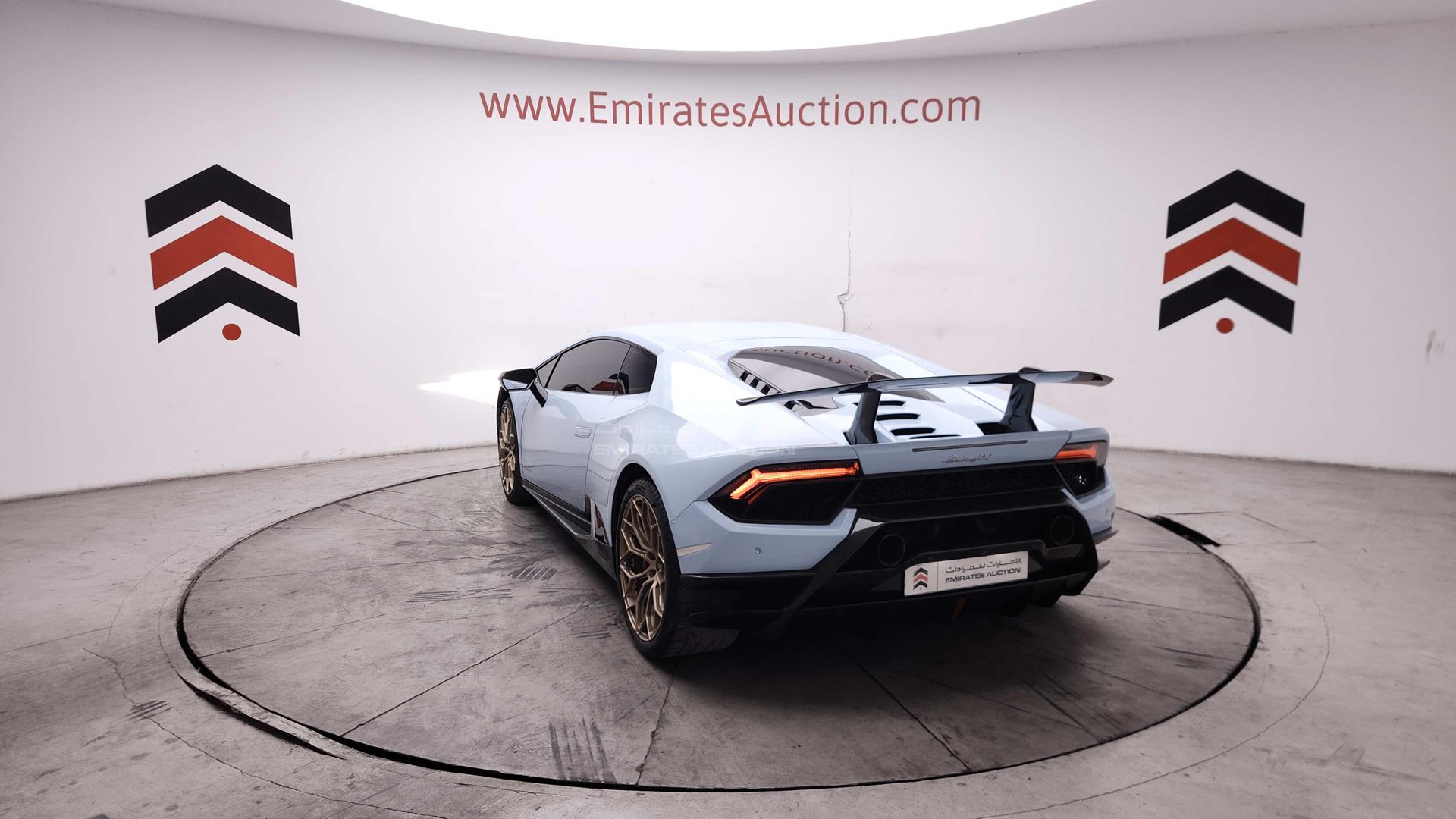 2018 LAMBORGHINI HURACAN VIN: ZHWED4ZF5JLA10123