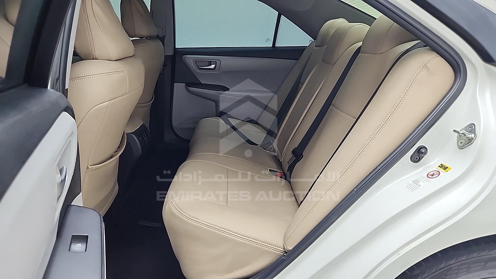 2016 TOYOTA CAMRY VIN: 4T1BF1FK2GU984563