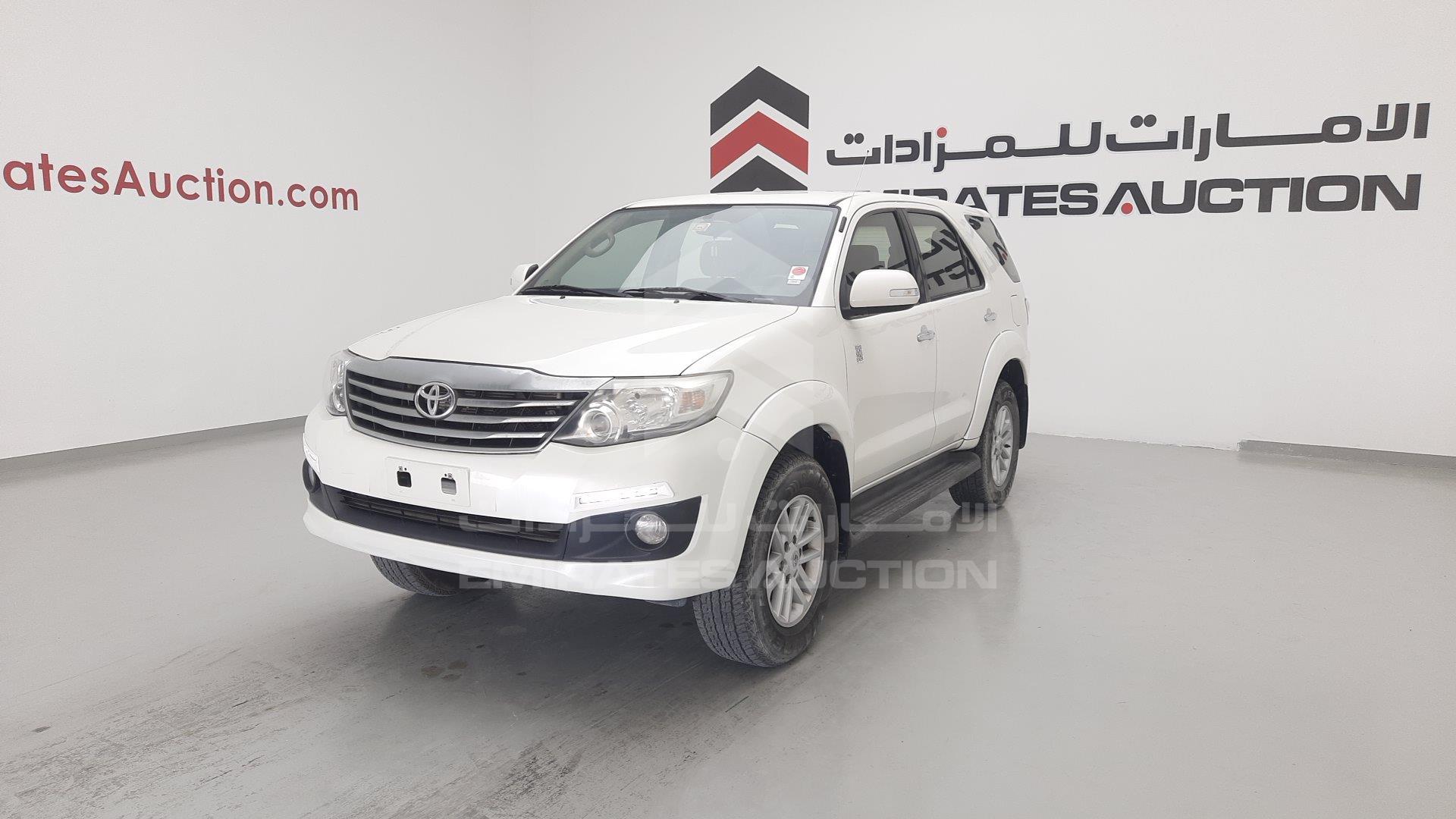 MHFYX59G6F8074517 - 2015 Toyota Fortuner - #465108