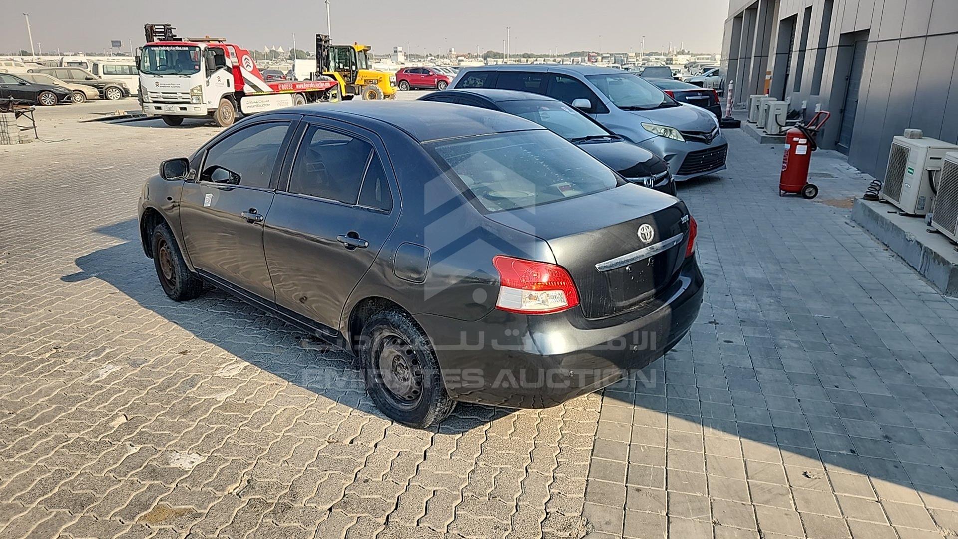 2009 TOYOTA YARIS VIN: JTDBW923294031632