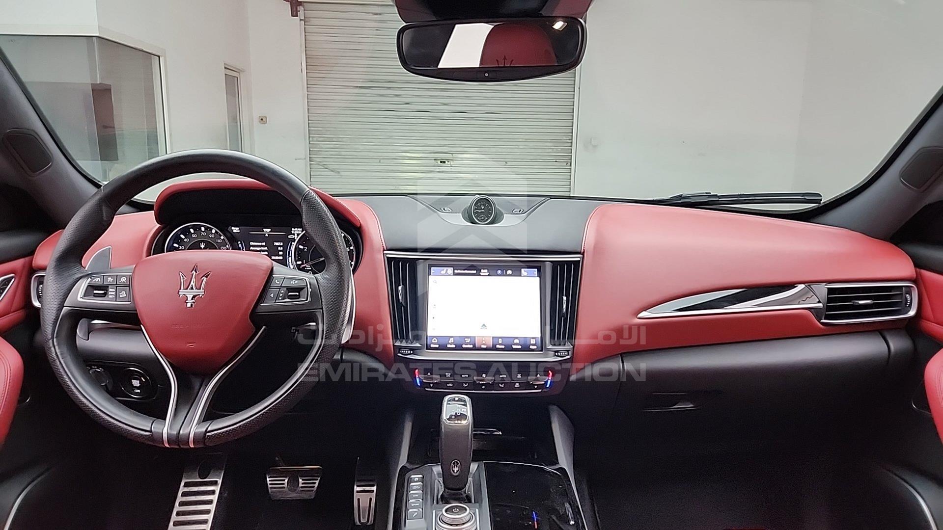 2021 MASERATI LEVANTE VIN: ZN661YUS2MX378091
